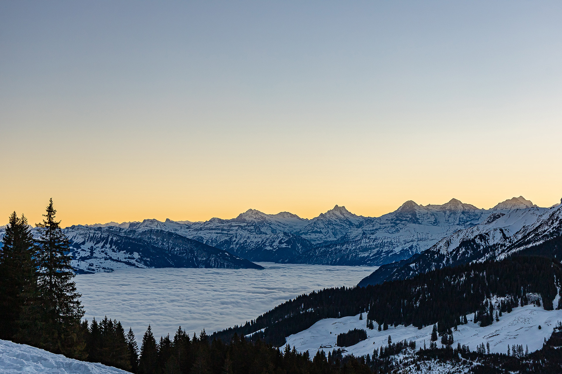 Blickpunkt Berner Oberland im Februar 2024