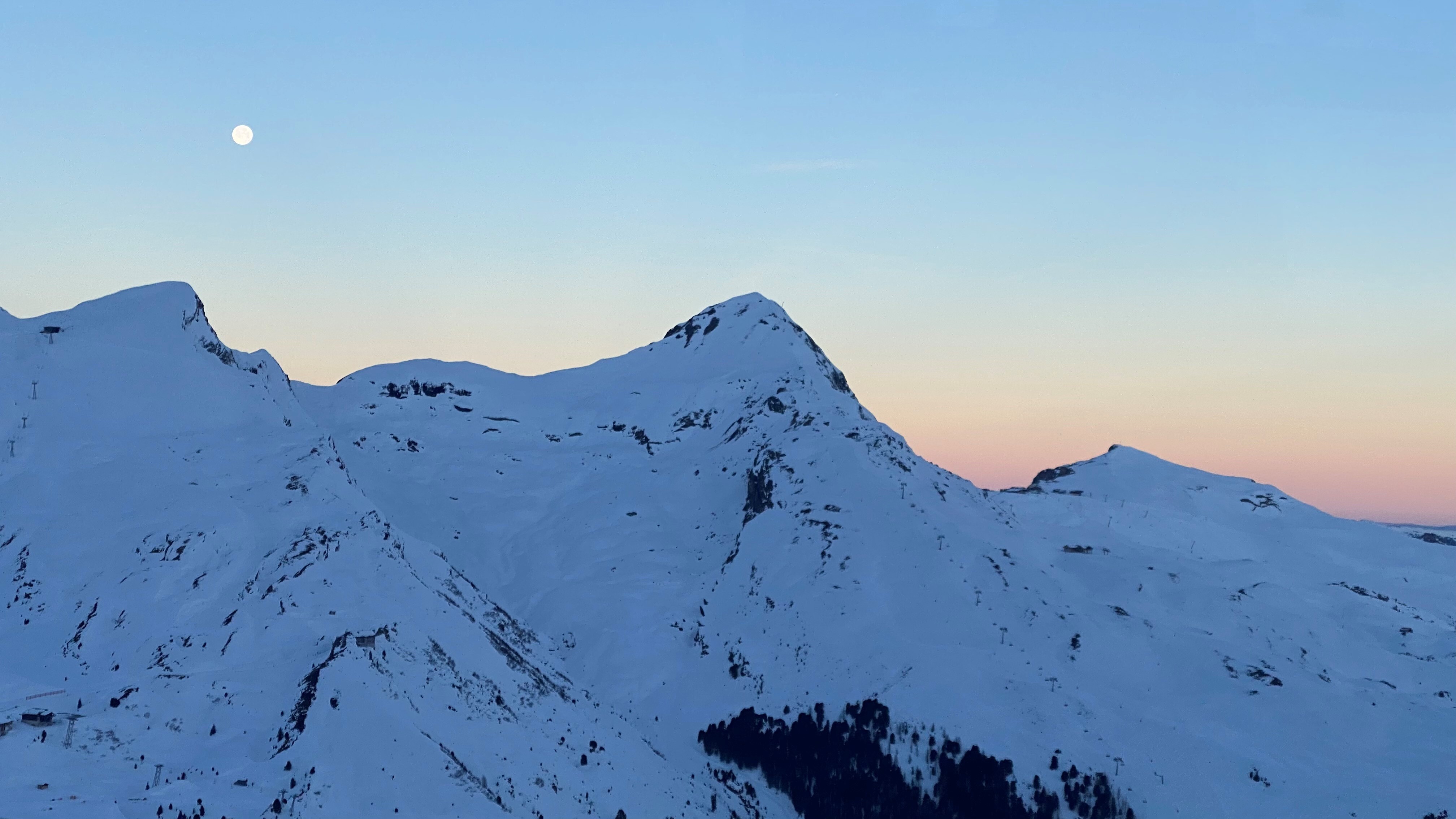 Blickpunkt Berner Oberland im Februar 2023